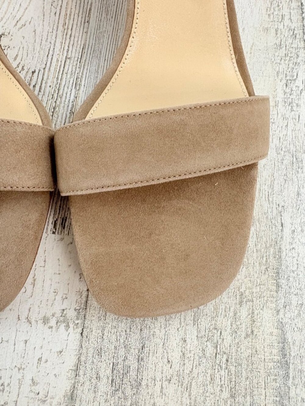 Ann Mashburn Anke Wrap Heel Sandals Womens Shoes 39 8.5 Tan Suede - Picture 4 of 15